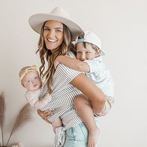 Solly Baby Wrap - Gray and White Striped